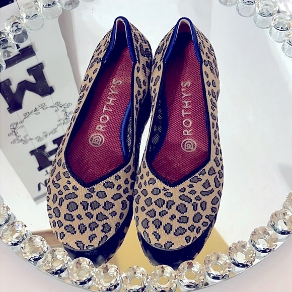 Rothy’s  Retired  Leopard Print Round Toe Slip on Ballet Flats Women Size 7 - Picture 9 of 10
